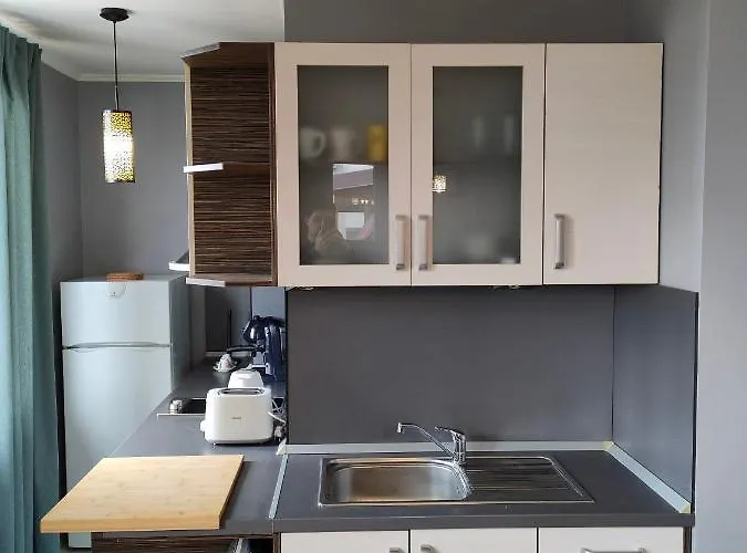 Апартаменты Mladost 1 Near The Metro София