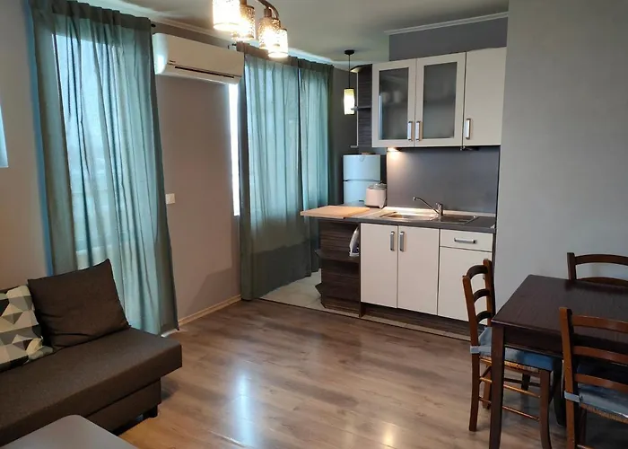 Apartament Mladost 1 Near The Metro Sofia