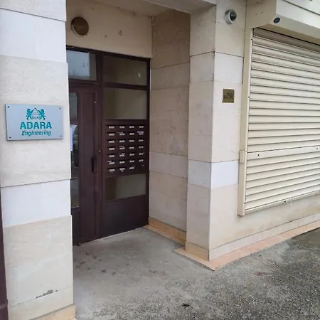 Mladost 1 Near The Metro Lägenhet *