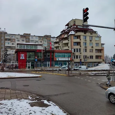 Mladost 1 Near The Metro Apartament *